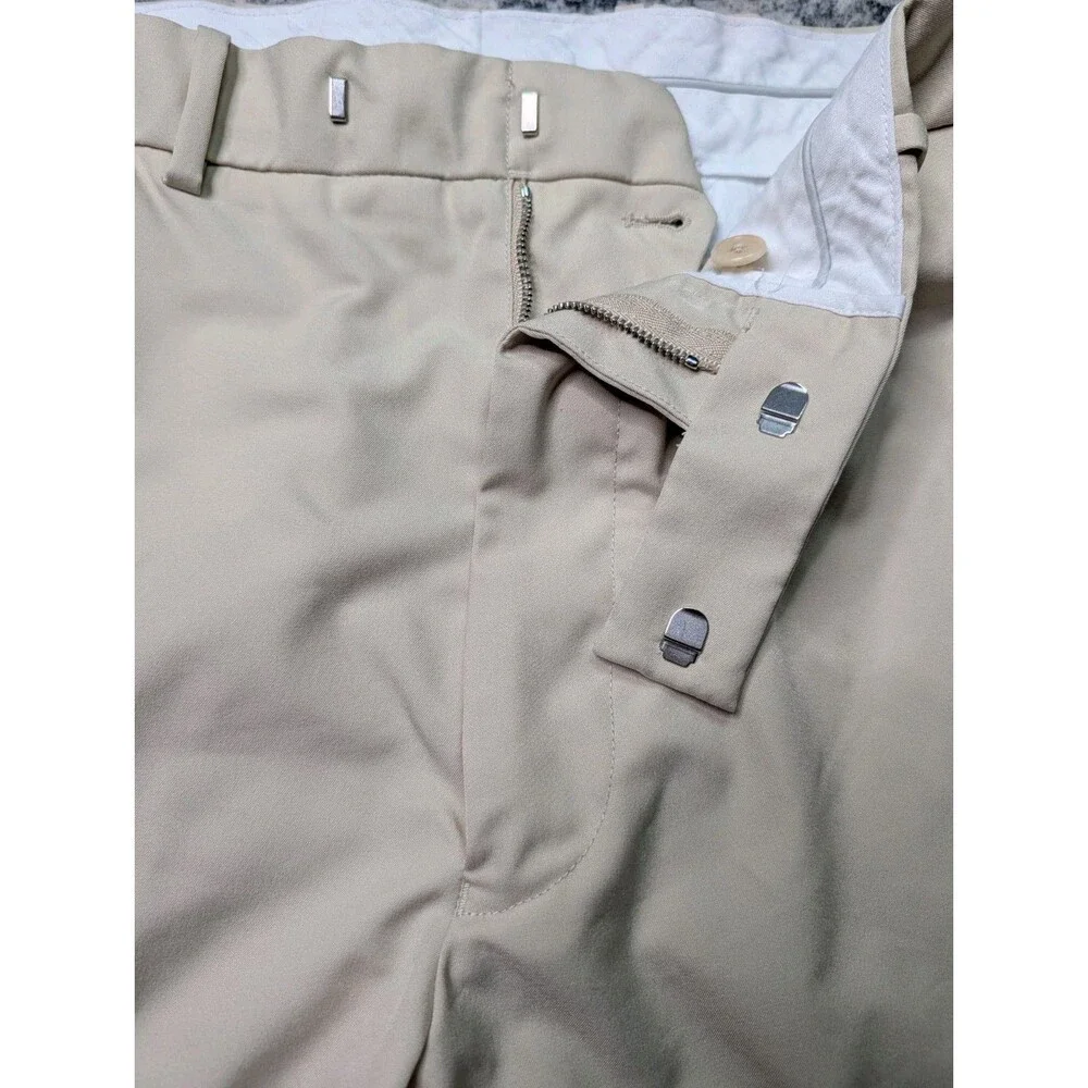 RLX Ralph Lauren Men’s Khaki Golf Shorts 40 x 10”